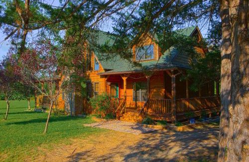 Jefferson House | Pet-Friendly Jefferson Home Near Lake O’ the Pines