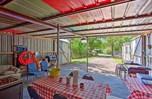 Kingston House | Pet Friendly Kingston Home with Deck and Fire Pit
