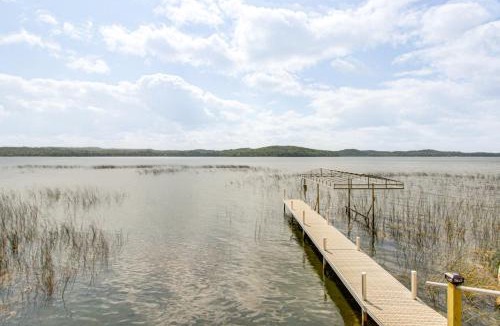Cushing House | Pet Friendly Lake Alexander Home with Dock!
