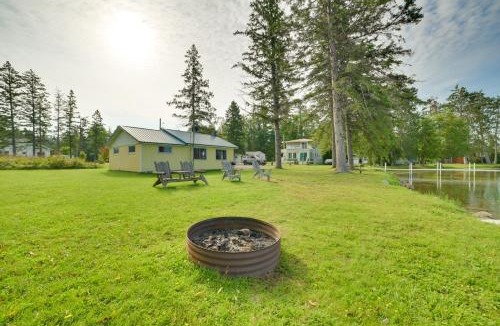 Indian River House | Pet Friendly Lake Cabin: Private Dock + Fire Pit!