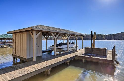 Eatonton House | Pet-Friendly Lake Sinclair Home with Boat Dock!