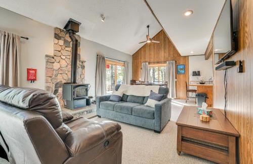 Michaywe House | Pet-friendly Lakefront Home w/Dock & Grill!