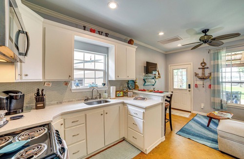 Cherokee County House | Pet-Friendly Lakefront Getaway w/Hot Tub!