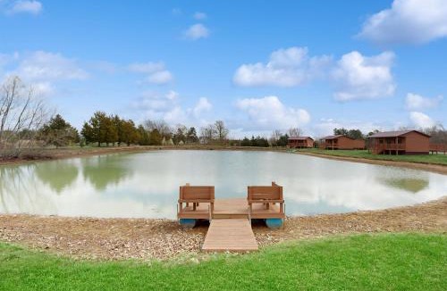 Murphysboro House | Pet-Friendly Lakeside Gem 4 Mi to Dtwn Murphysboro