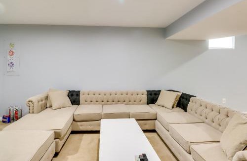 Seabrook House | Pet-Friendly Lanham Getaway w/Community Pool!