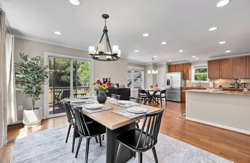 Claremont House | Pet-friendly, large yard, flexible extensions