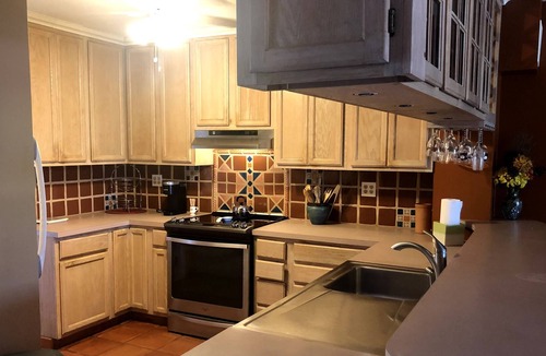 Key West Condo | Pet-Friendly. LOCALS SAVE!