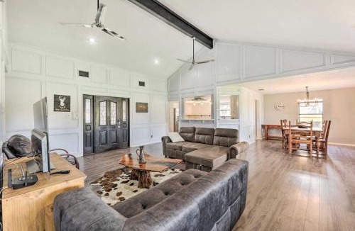 Lockhart House | Pet-Friendly Lockhart Home with Private Yard