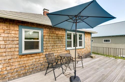 Penobscot House | Pet-Friendly Maine Cottage By Northern Bay