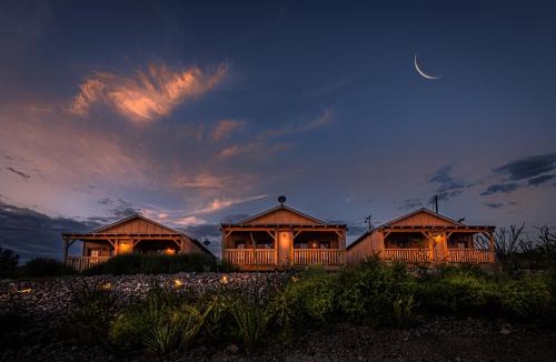 Tombstone Ski Chalet | -Pet Friendly- Miners Cabin #6 - King Bed with Private Balcony