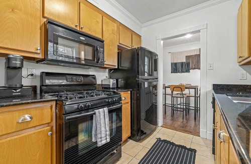 Mobile Condo | Pet-Friendly Mobile Condo ~ 4 Mi to Downtown!