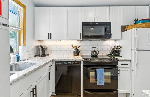 Rockaway Beach House | Pet-friendly Oceanfront Getaway Sleeps 5