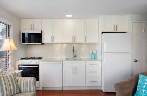 South Beach Haven Condo | PET FRIENDLY OCEANFRONT 1BR Perfect For a COUPLE!