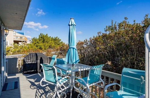 South Beach Haven Condo | PET FRIENDLY OCEANFRONT 1BR Perfect For a COUPLE!