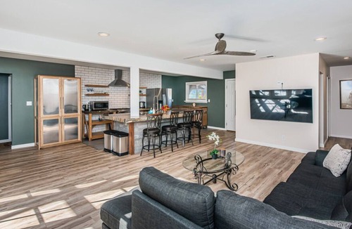 Loma Alta House | Pet Friendly Oceanside Vacation Rental