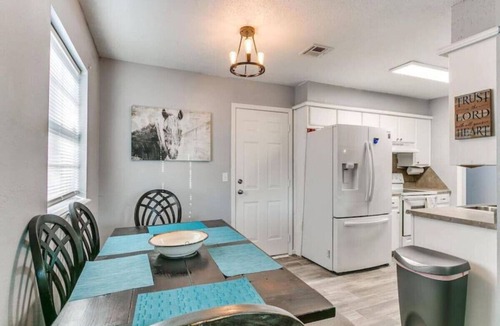 Yukon House | Pet-friendly OKC Getaway in a Quiet Neighborhood