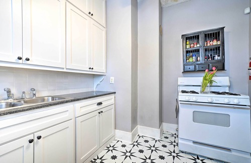 Central Oklahoma City Cottage | Pet-friendly OKC Home, 3 Miles to Downtown!