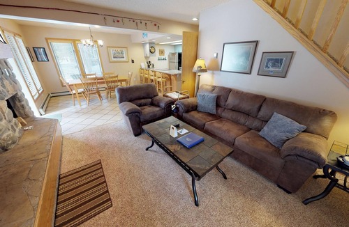 Frisco Condo | Pet Friendly On River! Pool, Hot Tubs! Walk to Main St. Shops, Restaurants