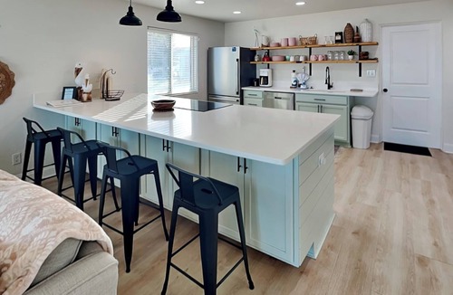 O'byrne House | Pet-friendly Ormond Beach bungalow, newly updated and steps from the beach!