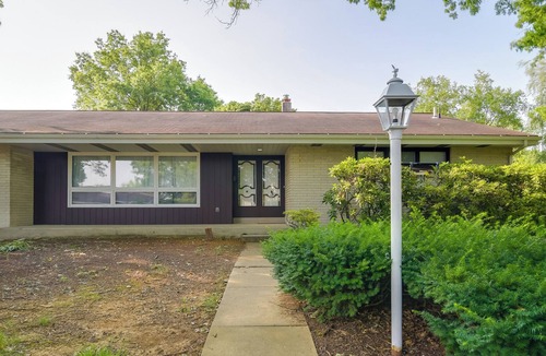 Palmyra House | Pet-Friendly Palmyra Home with Large Backyard!