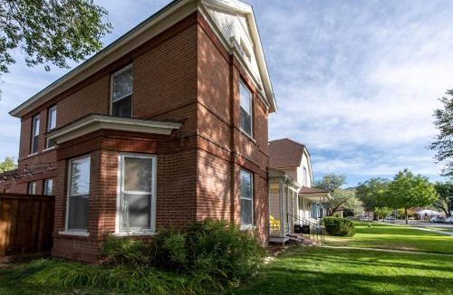 Salida House | Pet Friendly-Parkside- Downtown Salida