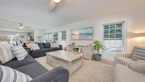 Town Bank House | Pet-Friendly Pool Bayside Coastal Cottage