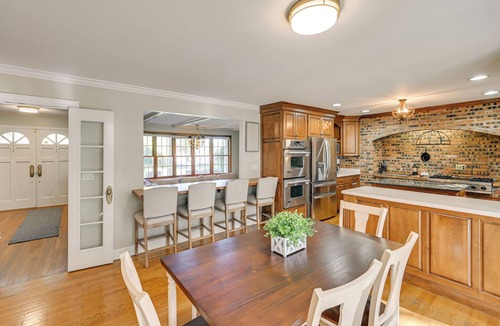 Buchanan Cottage | Pet Friendly: Private Pool & Home Theater