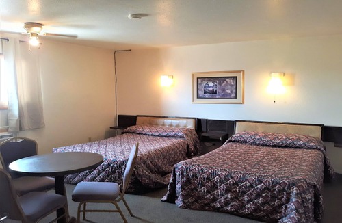 Cheyenne Wells House | Pet-friendly Property Near Smoky River Golf Course, With Free Parking