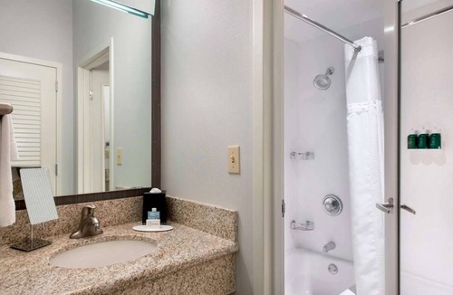 Middletown Hotel | Pet-friendly Property, Two Swimming Pools! Spacious Unit!