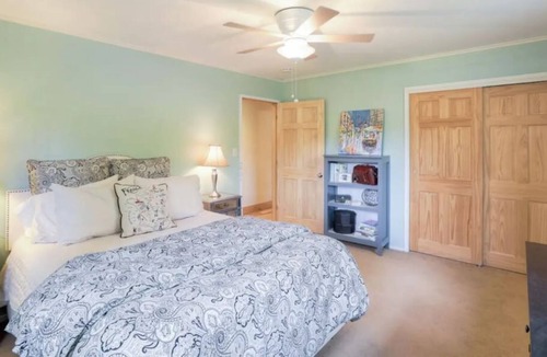 Comstock Acres House | Pet Friendly Ranch Home in Tahoe City w/Hot Tub