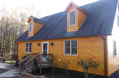 Mount Airy Cabin | Pet Friendly Rental Cabin In The Heart Of Wine Country