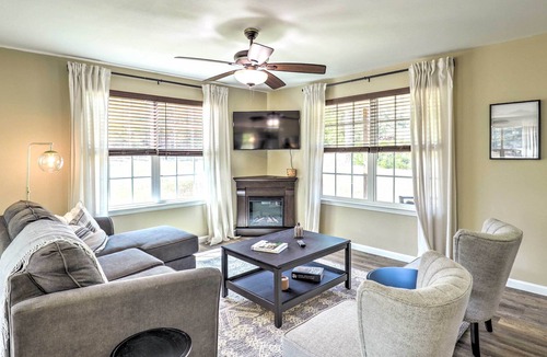 Circle D-KC Estates House | Pet-Friendly Retreat < 5 Mi to Bastrop Lake!