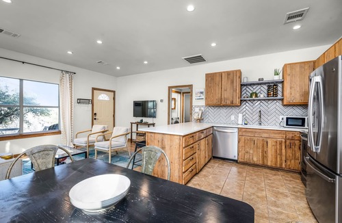 Kyle Cabin | Pet Friendly | River Access | Grill | Firepit