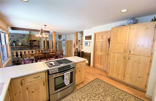Durango Cabin | Pet Friendly Riverfront Cabin