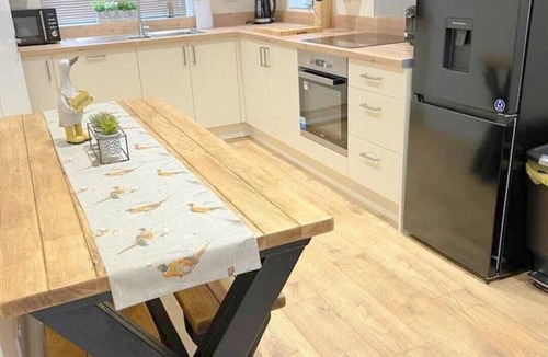 Ashbourne House | Pet Friendly Rose Cottage Ashbourne