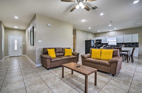 Heritage House | Pet-Friendly San Antonio Home w/Yard & Patio!