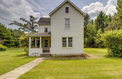 Smithmill House | Pet-Friendly Smithmill Retreat w/Yard!