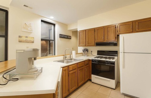 Soulard House | Pet-Friendly Soulard Townhouse · 2BR/2BA · Parking + Rooftop Deck