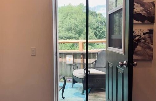 North End Apartment | Pet-Friendly Space, King bed, Office