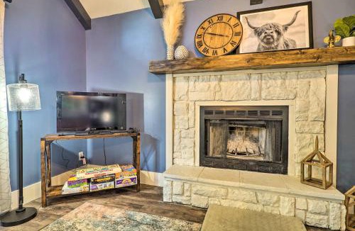 Canadian Lakes House | Pet-Friendly Stanwood Sanctuary with Fire Pit!