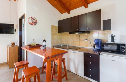 Skatari Apartment | Pet friendly studio in Pula