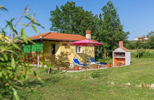 Skatari Apartment | Pet friendly studio in Pula