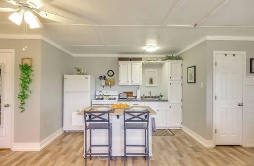 Vilonia Apartment | Pet-Friendly Studio w/Yard & Fire Pit in Vilonia!