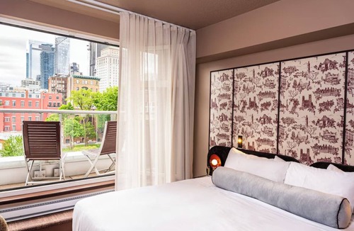 Old Montreal Hotel | Pet-Friendly Suite Near Old Montreal Attractions - near Notre-Dame Basilica!