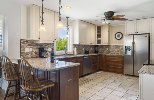 Big Cedars House | Pet Friendly Table Rock Retreat Steps from the Lake with Hot Tub, Billiards & Fireplace