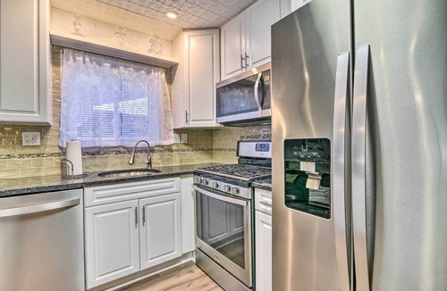 Taylor Cottage | Pet-friendly Taylor Home w/Backyard Oasis!