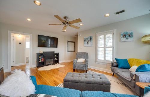 Llano House | Pet-Friendly Texas Retreat w/Deck & Gas Grill!