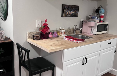 Berea House | Pet friendly tiny home in Berea!