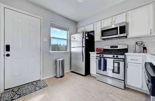 Cherry Creek House | Pet-Friendly Townhouse with Private Fenced Yard