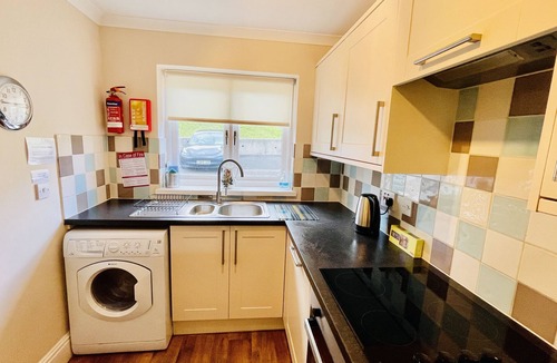 Dittisham Cottage | Pet Friendly, Tranquil, 2 Bedrooms